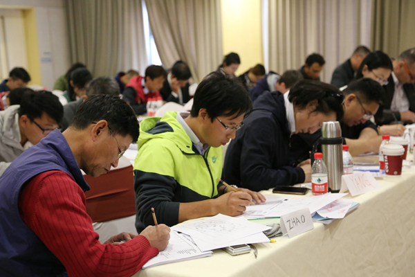 0C5A7975_1.JPG